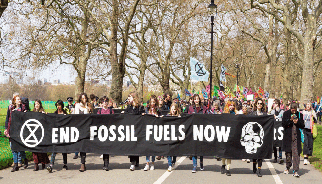 Fossil-Fuel-protestors