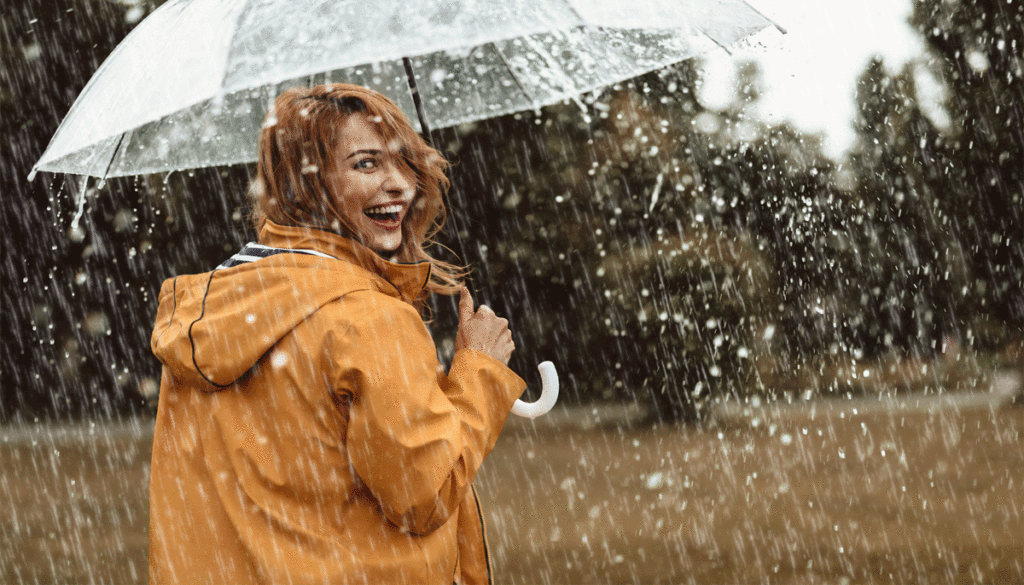 women-in-the-rain