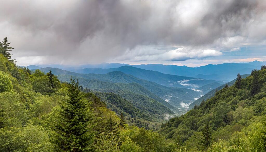 Storm approaching Smoky Mountain National Park in Tennessee